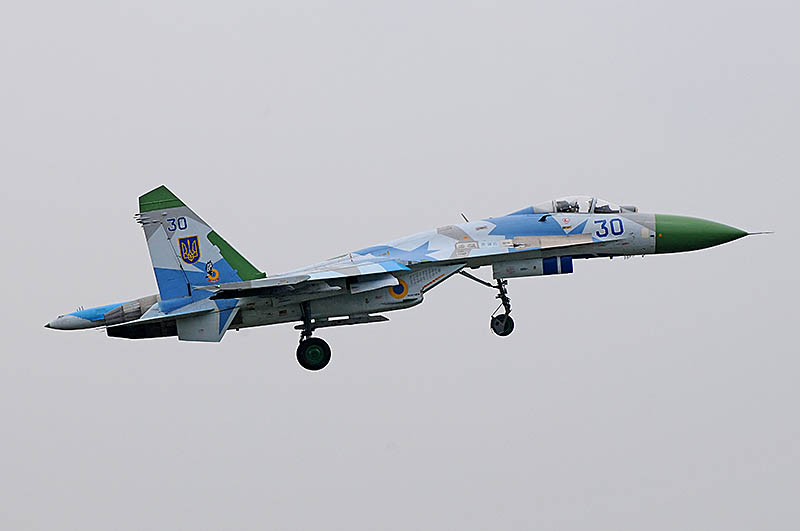 pic 2.jpg -  Ukrainian Su-27 is approaching